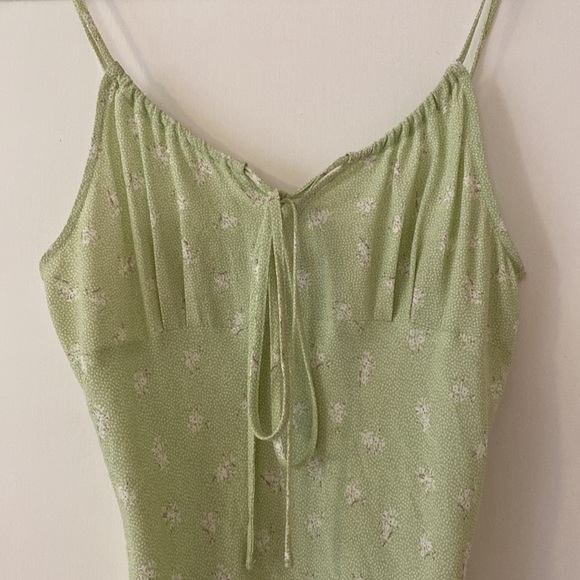 Rouje midi dress in green floral print - Picture 2 of 4